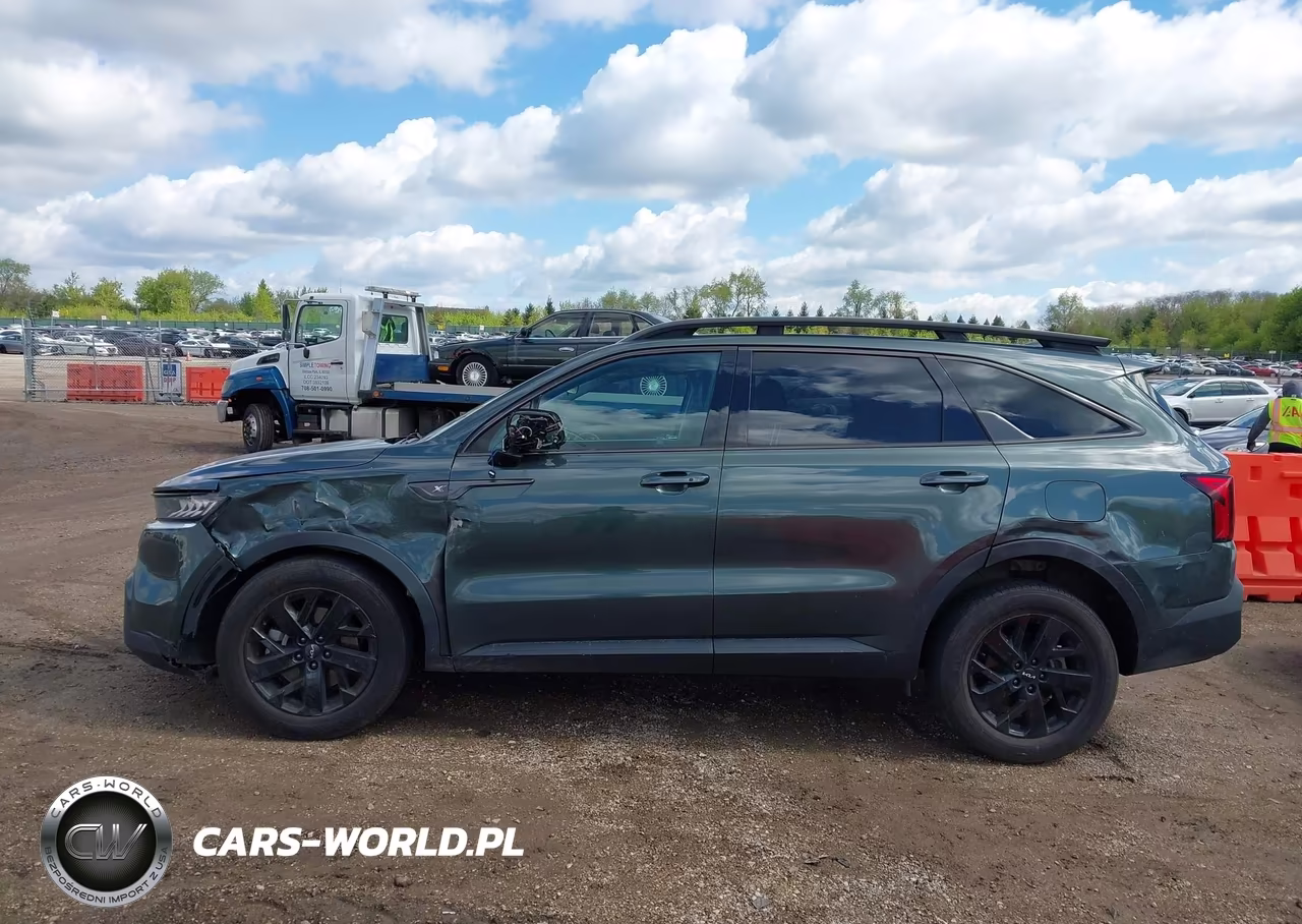 2023 Kia Sorento X-Line S VIN:5XYRLDLC5PG235638 - 14