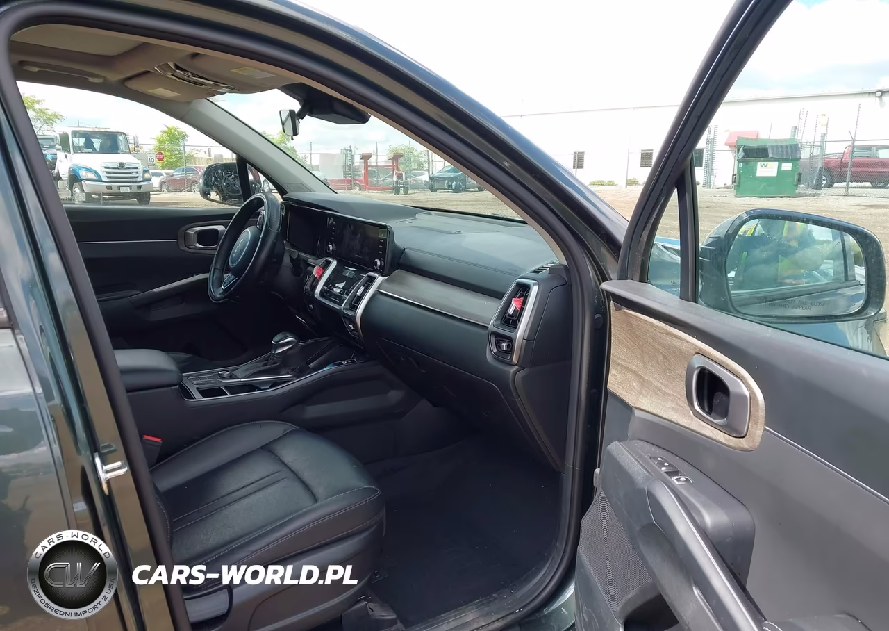 2023 Kia Sorento X-Line S VIN:5XYRLDLC5PG235638 - 5