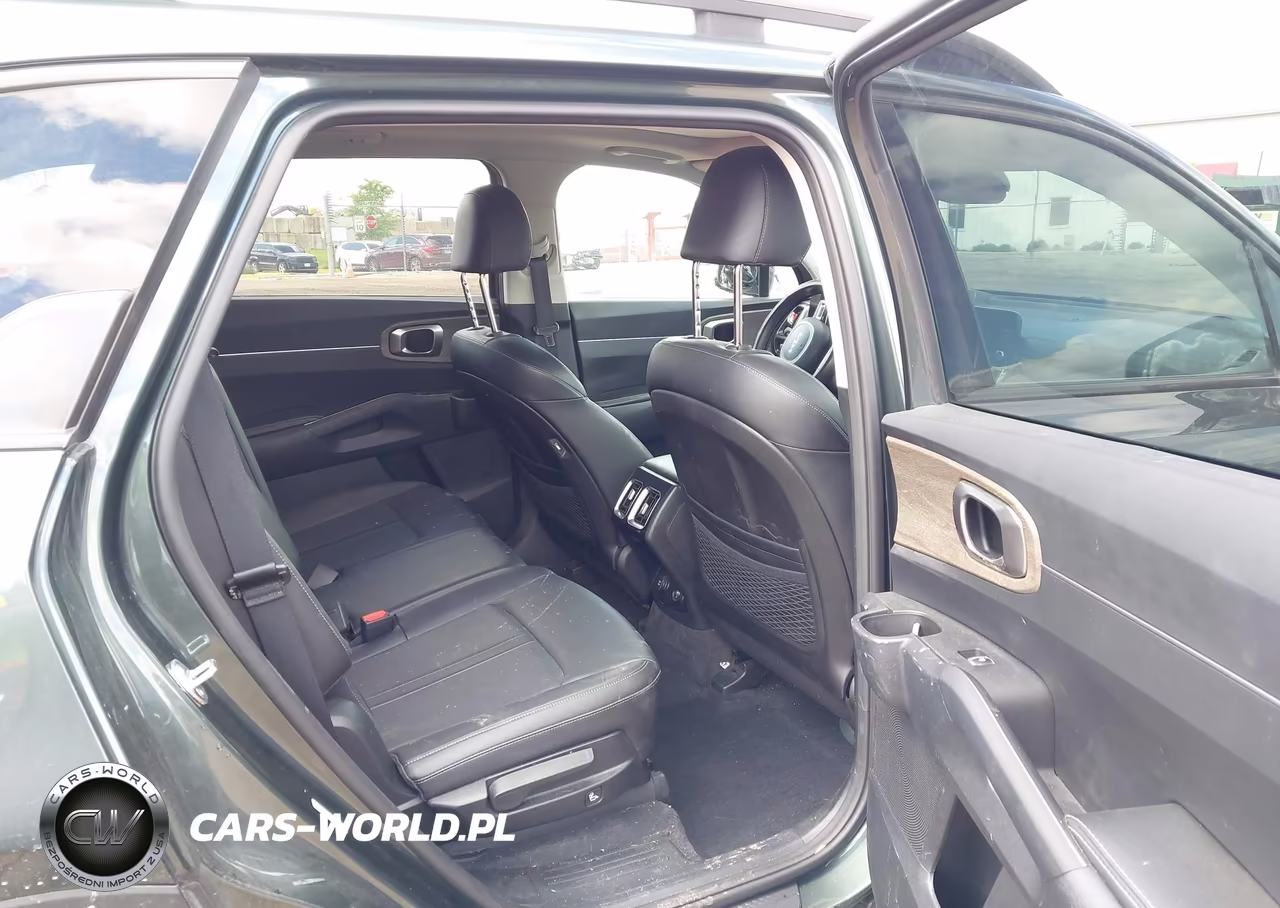 2023 Kia Sorento X-Line S VIN:5XYRLDLC5PG235638 - 8