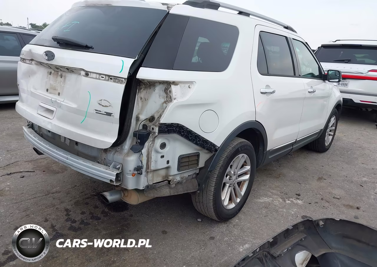 2014 Ford Explorer Xlt VIN:1FM5K7D9XEGA59049 - 4