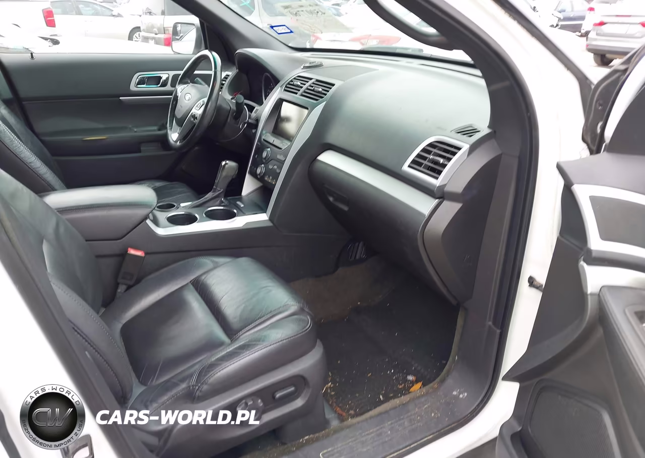 2014 Ford Explorer Xlt VIN:1FM5K7D9XEGA59049 - 5