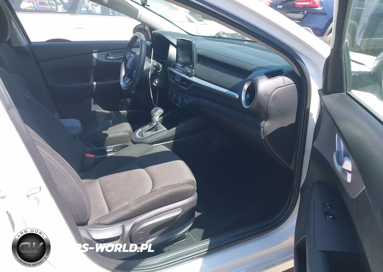 2024 Kia Forte Lxs VIN:3KPF24AD8RE701807 - 5