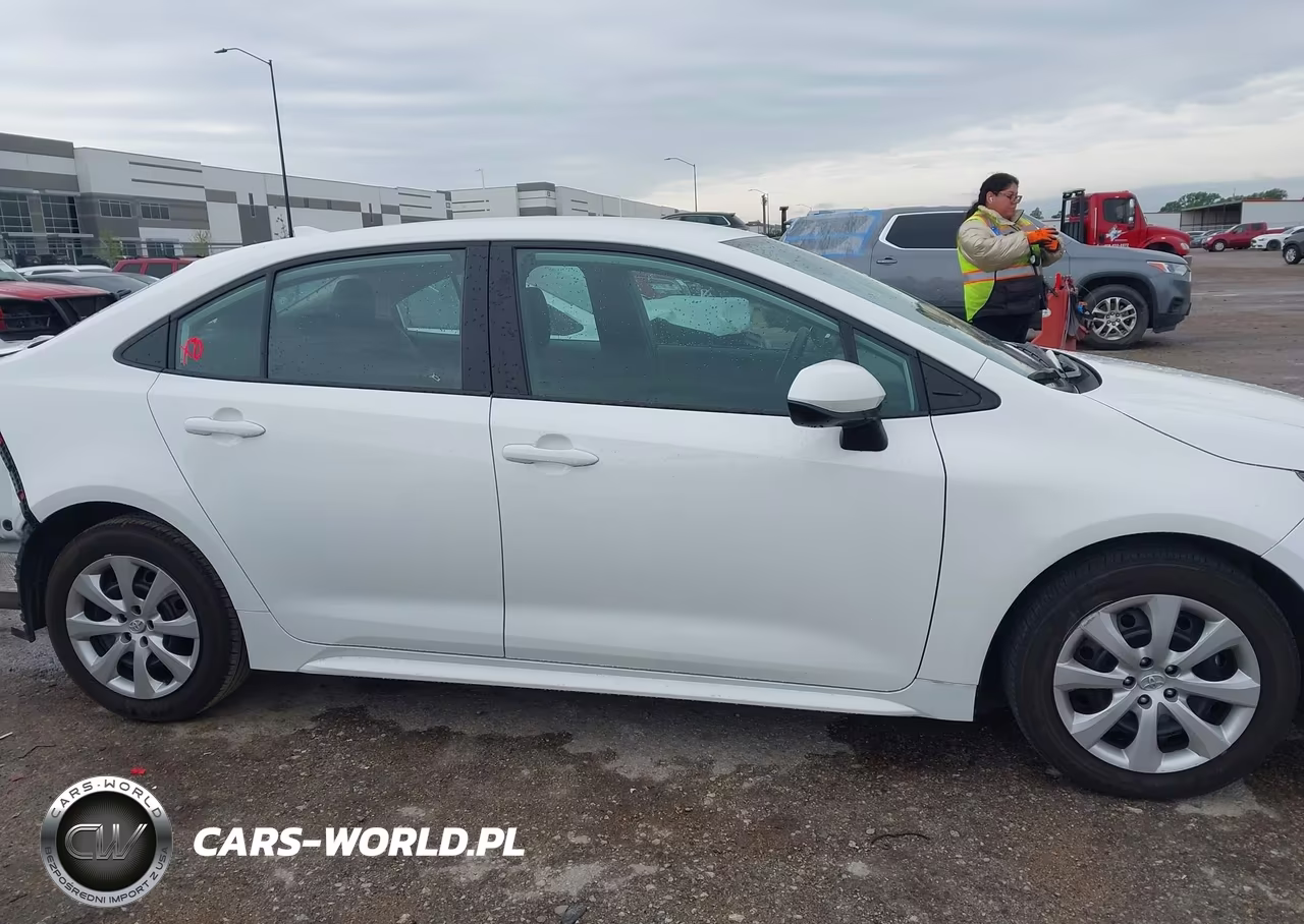 2025 Toyota Corolla Le VIN:5YFB4MDE3SP246916 - 13