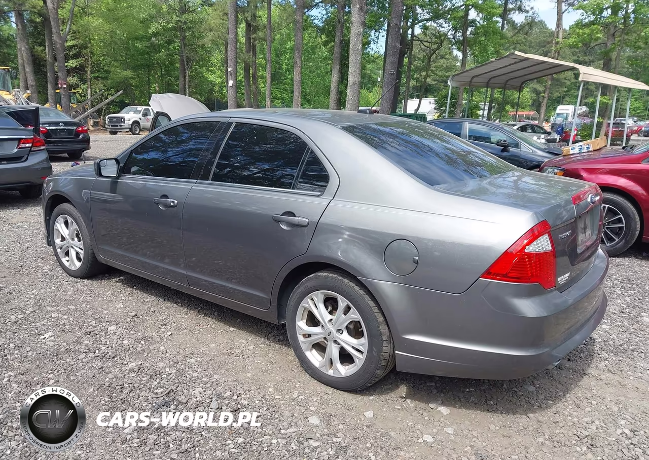 2012 Ford Fusion Se VIN:3FAHP0HG1CR360663 - 3