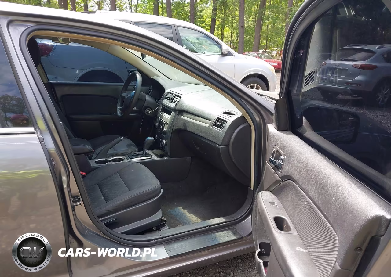 2012 Ford Fusion Se VIN:3FAHP0HG1CR360663 - 5