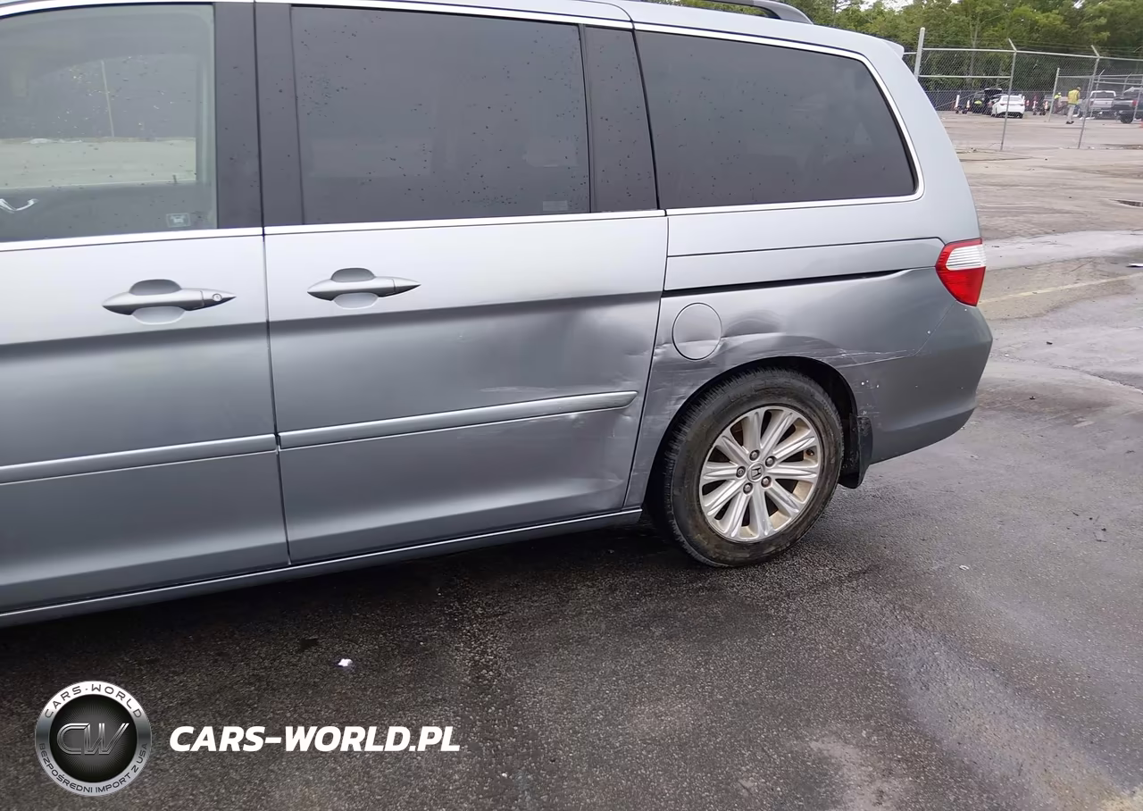 2006 Honda Odyssey Touring VIN:5FNRL388X6B096241 - 6