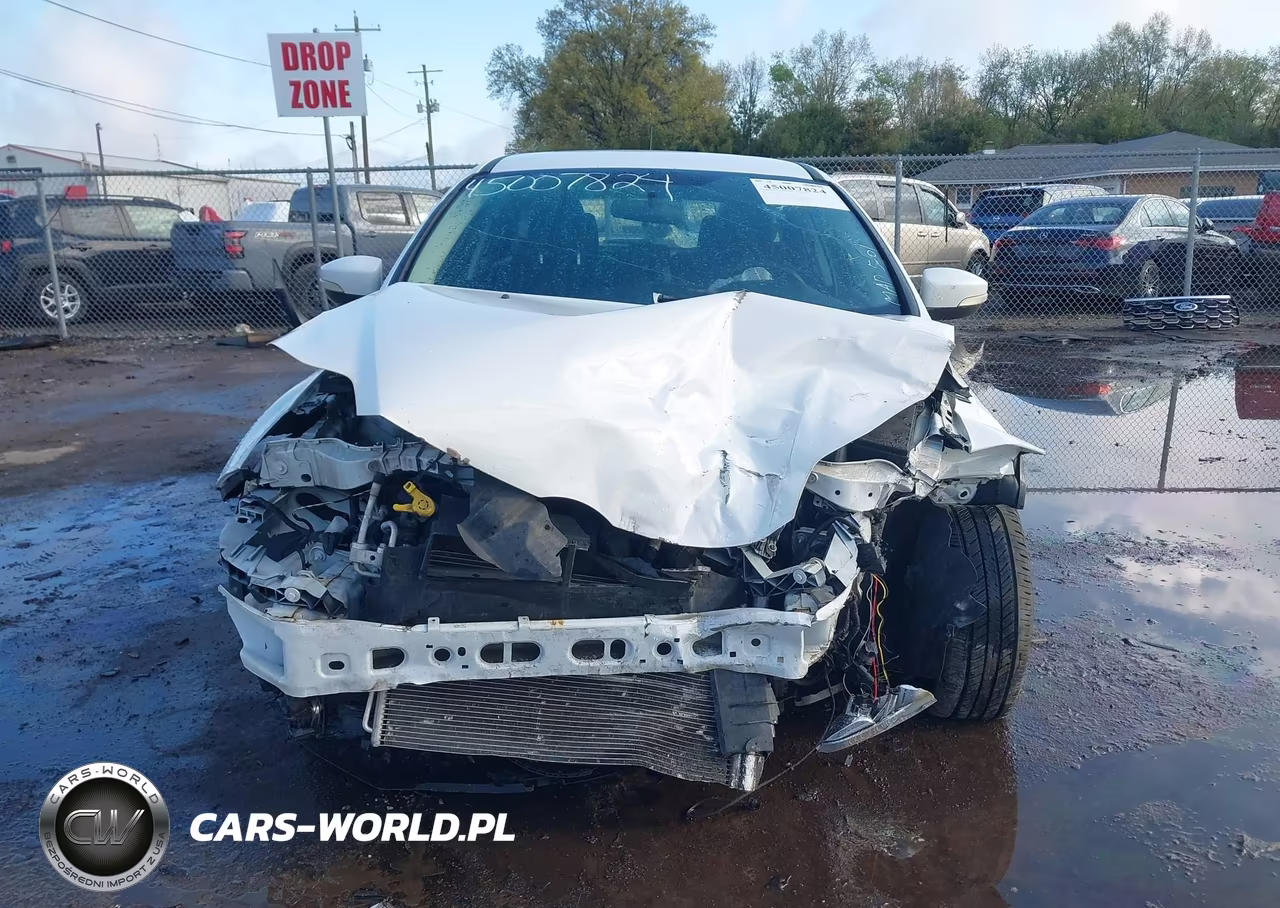 2013 Ford Focus Se VIN:1FADP3K21DL114208 - 12