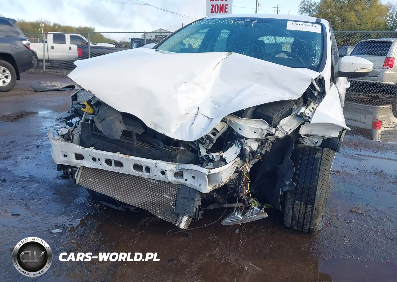 2013 Ford Focus Se VIN:1FADP3K21DL114208 - 6