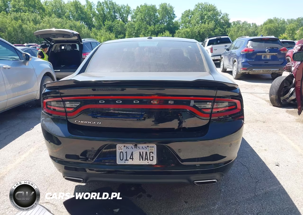 2015 Dodge Charger Se VIN:2C3CDXBG1FH812579 - 16