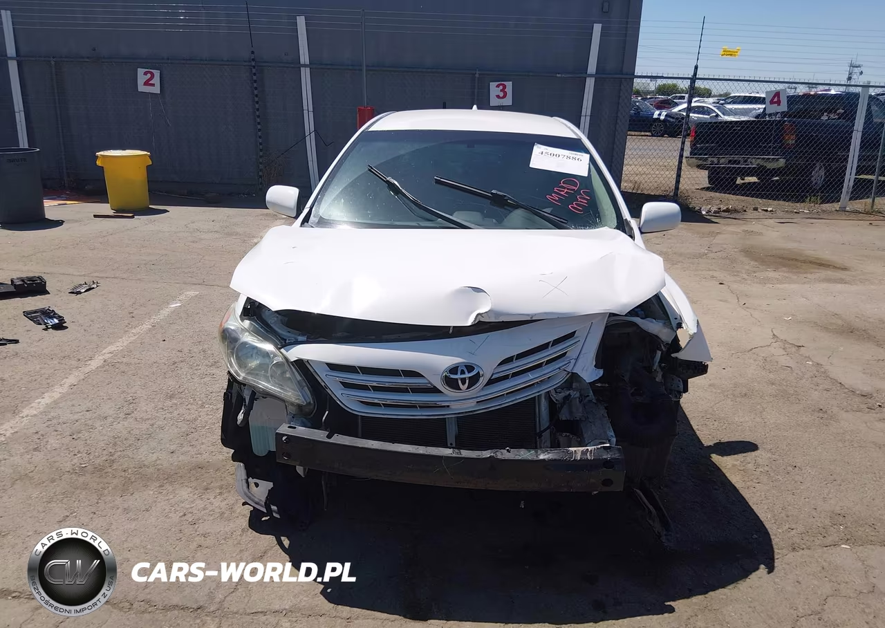 2013 Toyota Corolla Le VIN:5YFBU4EE9DP209046 - 13