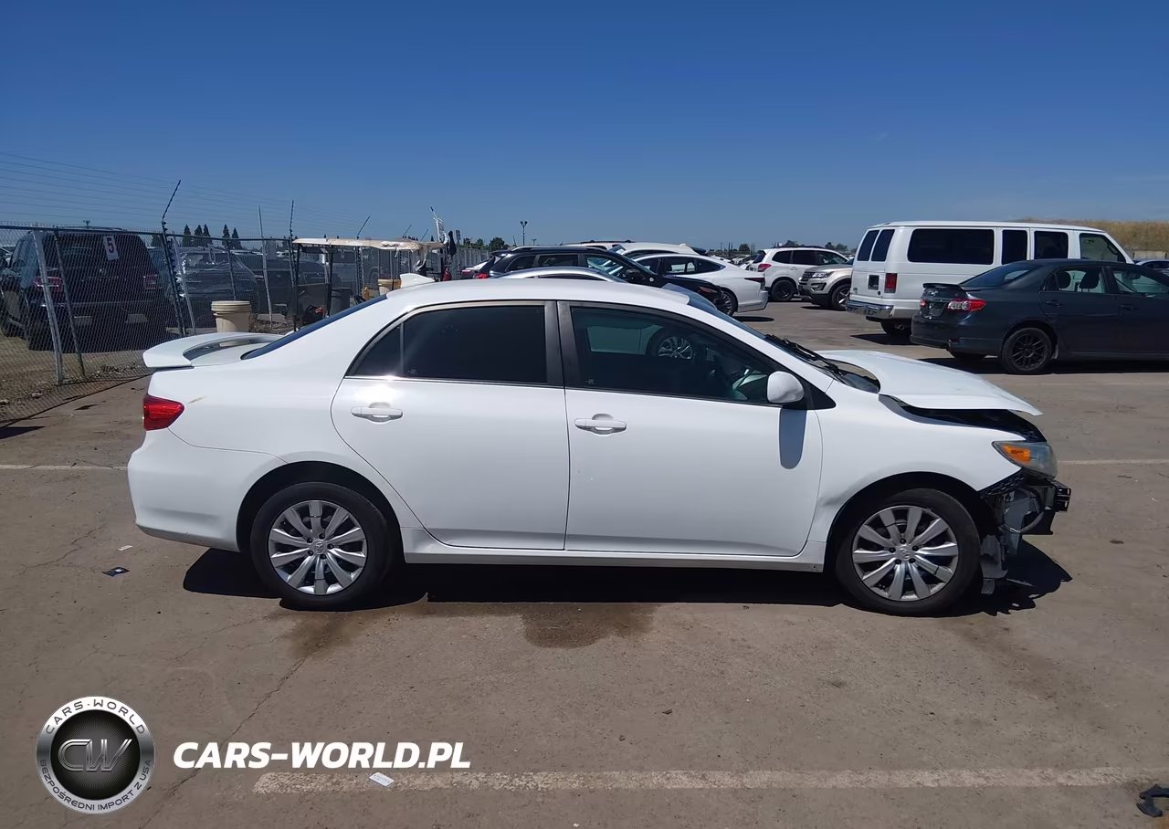 2013 Toyota Corolla Le VIN:5YFBU4EE9DP209046 - 14