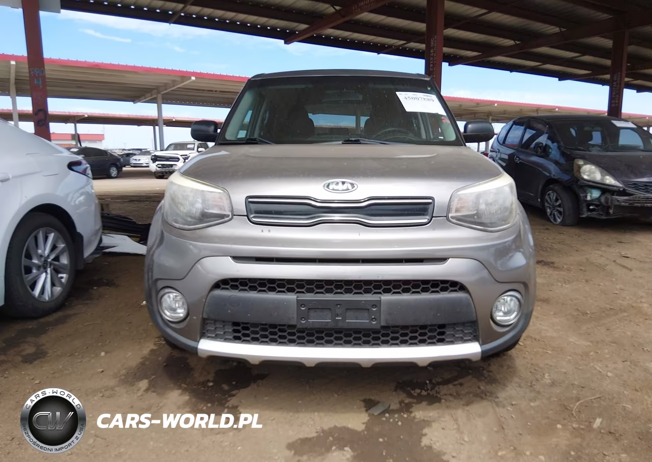 2018 Kia Soul + VIN:KNDJP3A53J7554752 - 12