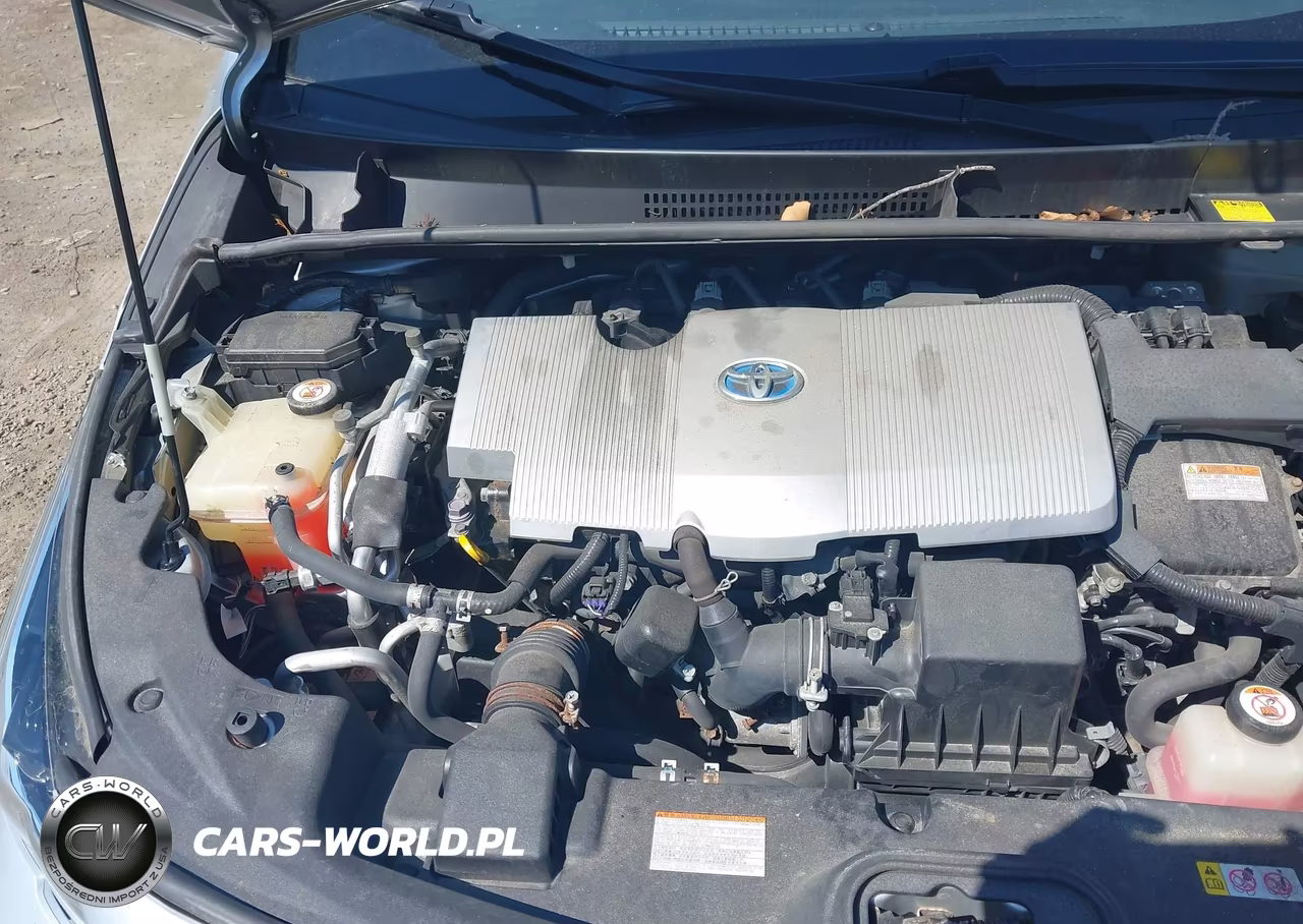 2017 Toyota Prius Prime Plus VIN:JTDKARFP9H3042756 - 10