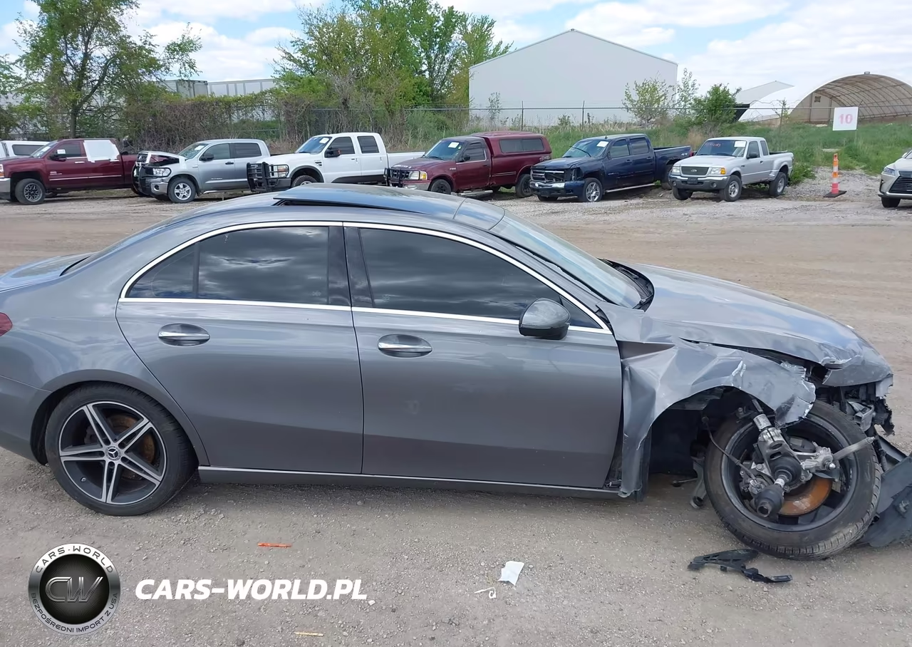 2019 Mercedes-Benz A 220 4Matic VIN:WDD3G4FBXKW014180 - 13
