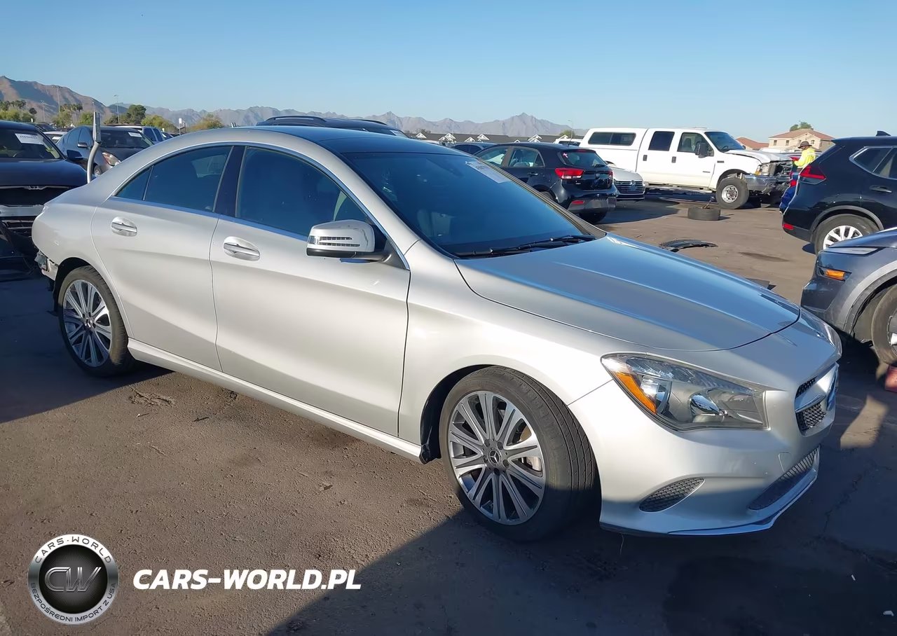 MERCEDES-BENZ CLA 250