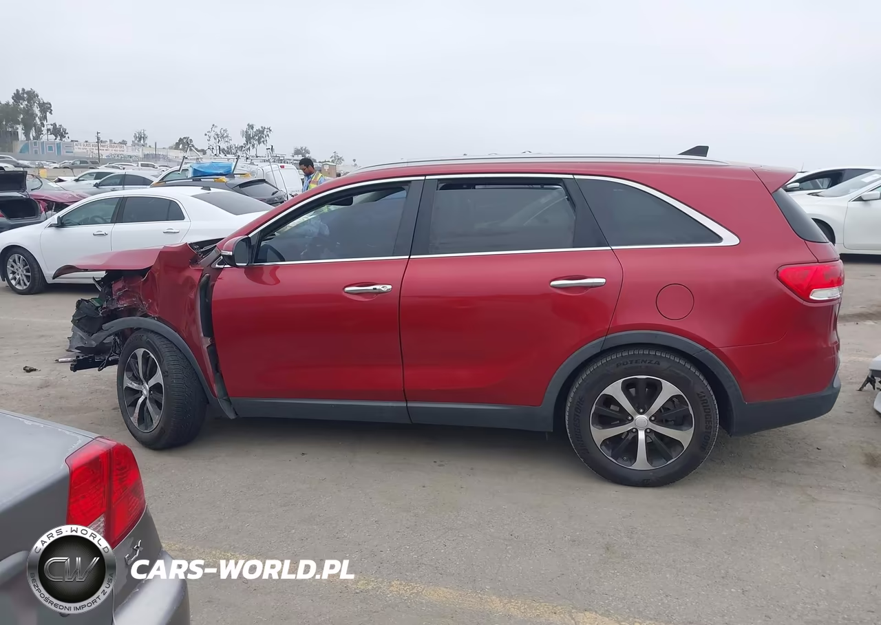 2018 Kia Sorento 3.3L Ex VIN:5XYPH4A50JG349101 - 15