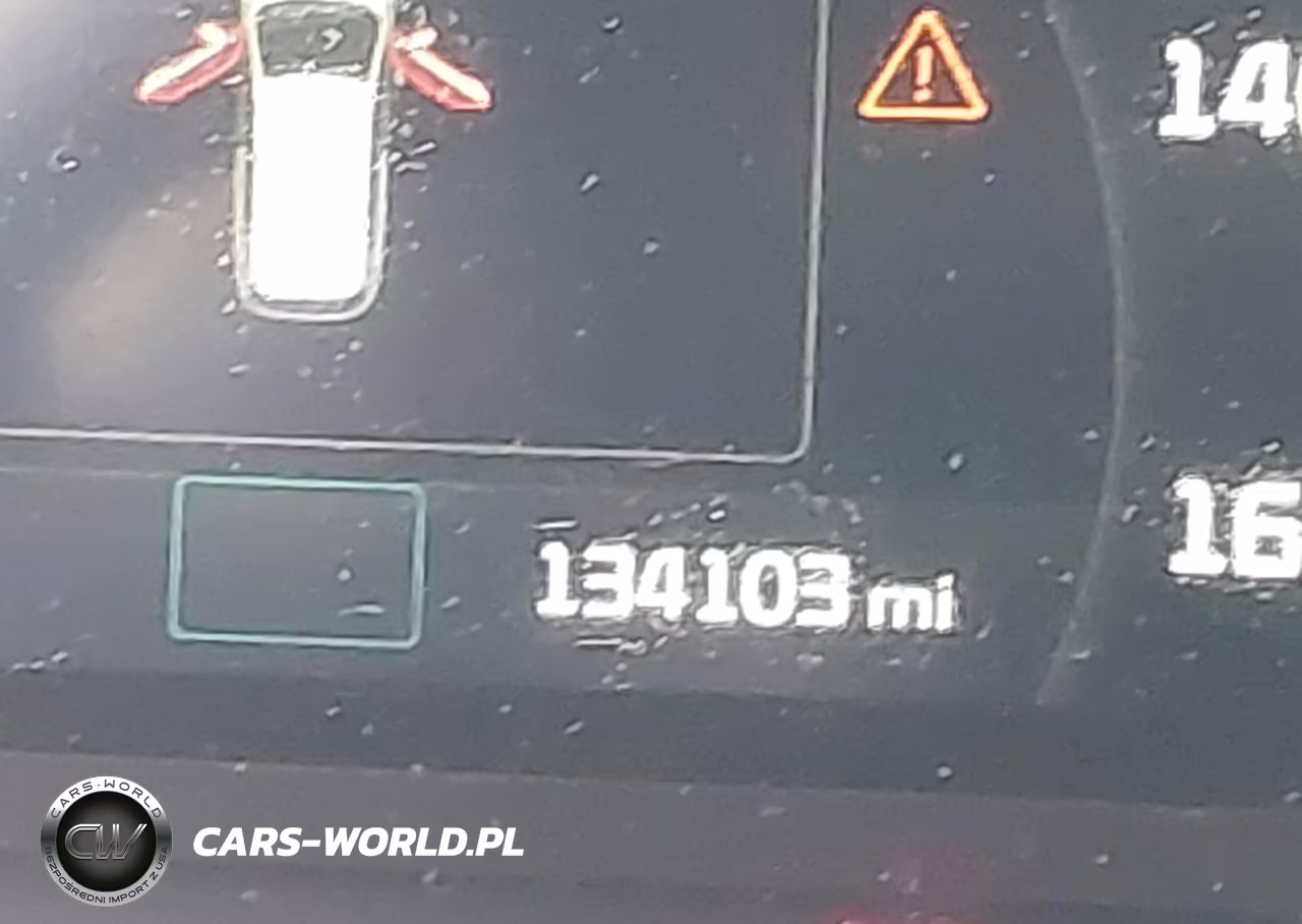 2018 Kia Sorento 3.3L Ex VIN:5XYPH4A50JG349101 - 16