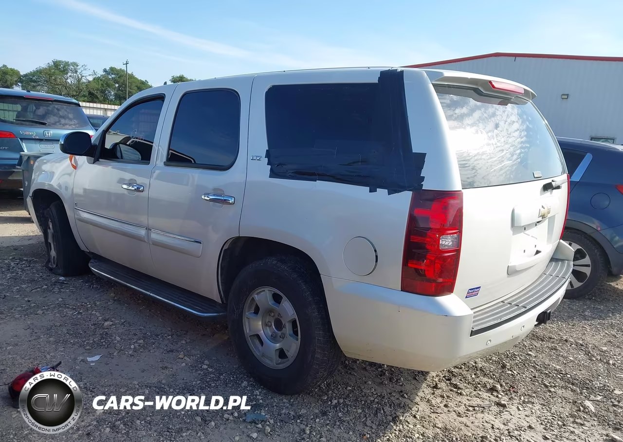 2008 Chevrolet Tahoe Ltz VIN:1GNFC13058R210501 - 3