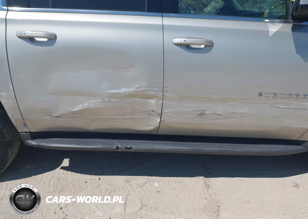 2017 Chevrolet Suburban Lt VIN:1GNSKHKC8HR170372 - 6