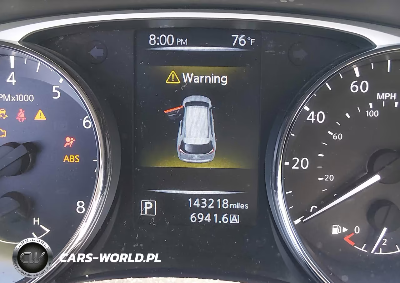 2016 Nissan Rogue S VIN:JN8AT2MT8GW000982 - 16