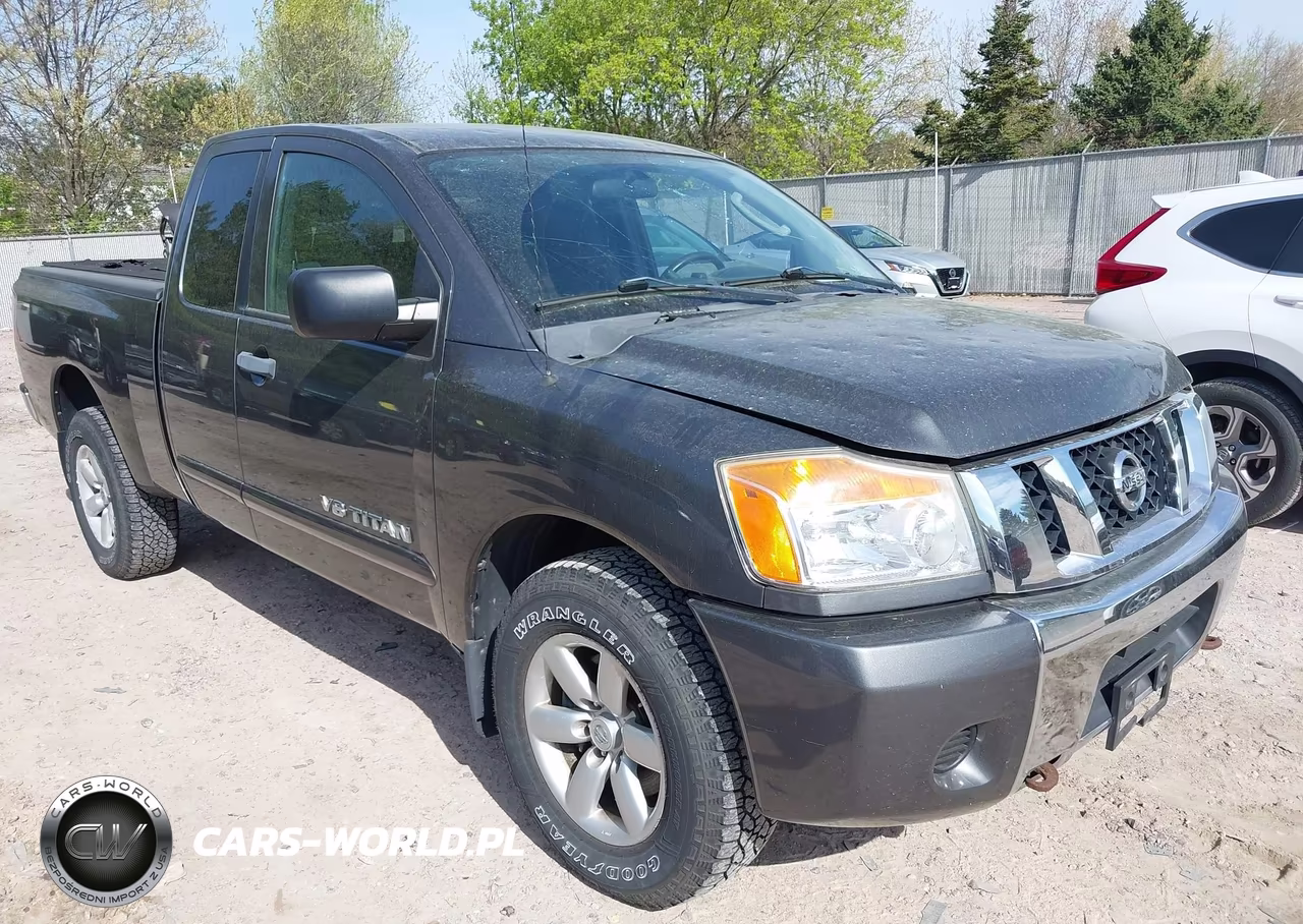 2011 Nissan Titan Sv