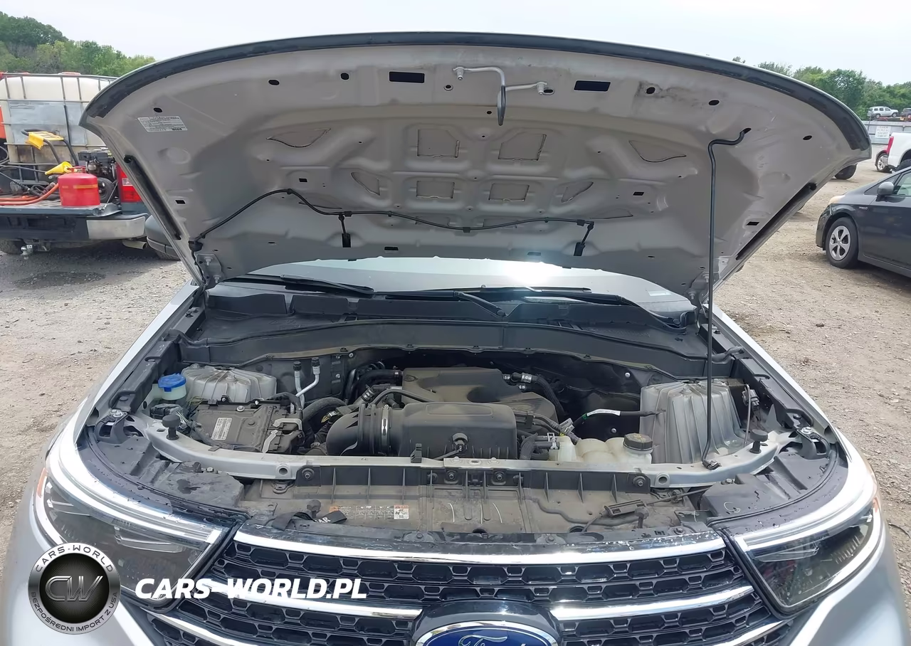 2020 Ford Explorer Xlt VIN:1FMSK8DH5LGC08948 - 10