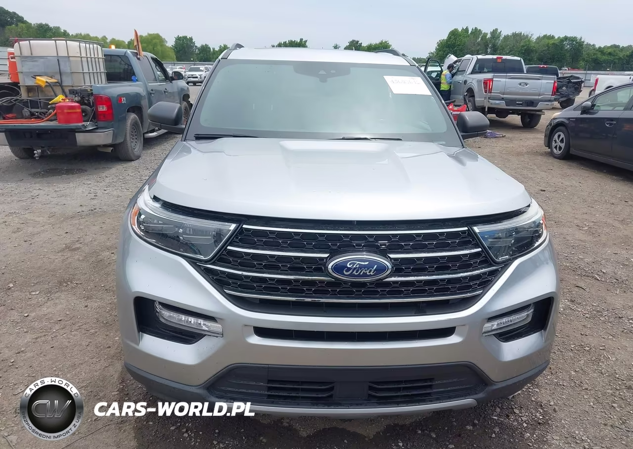 2020 Ford Explorer Xlt VIN:1FMSK8DH5LGC08948 - 13