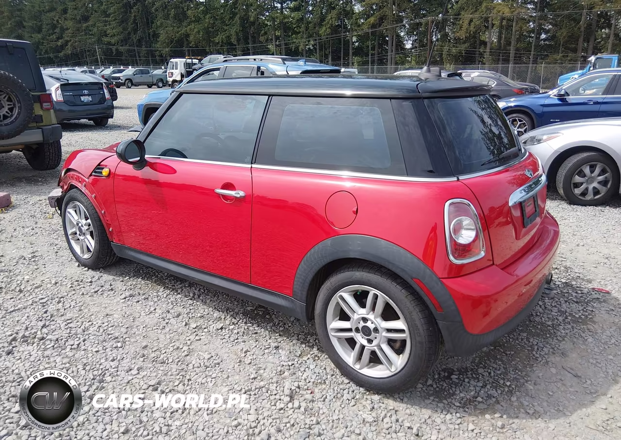 2011 Mini Cooper VIN:WMWSU3C55BT183030 - 3
