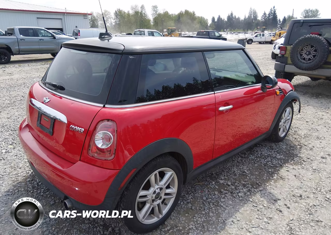 2011 Mini Cooper VIN:WMWSU3C55BT183030 - 4
