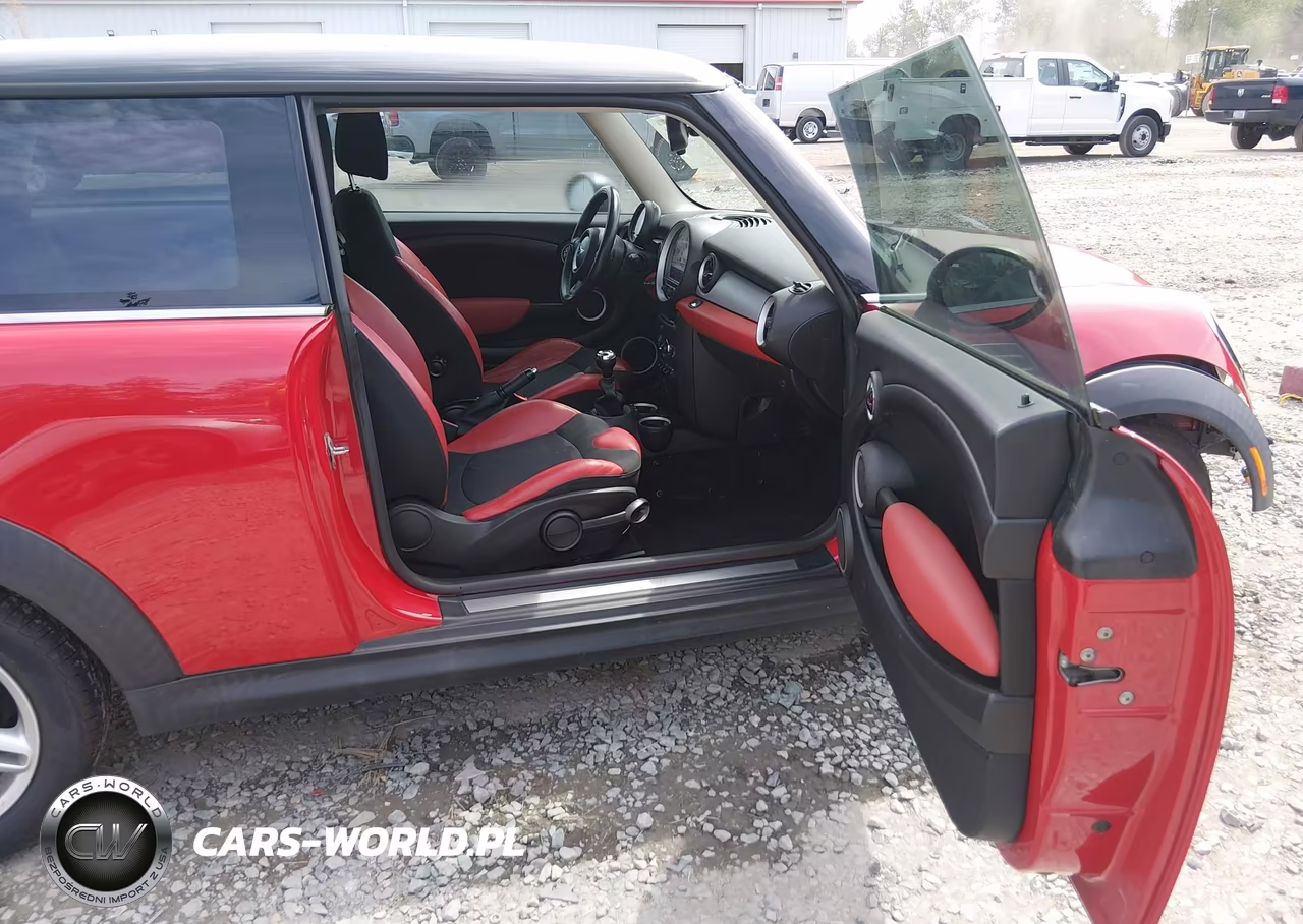 2011 Mini Cooper VIN:WMWSU3C55BT183030 - 5