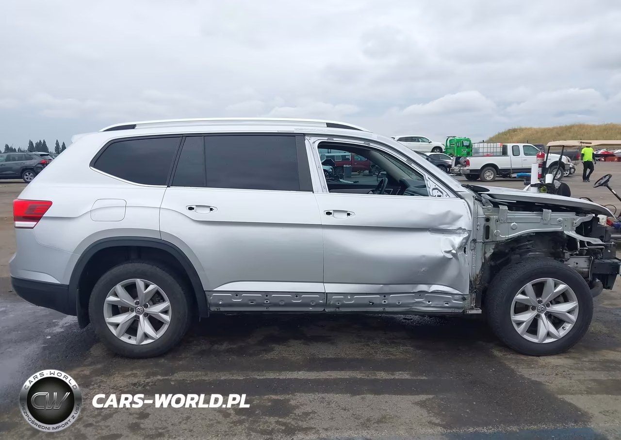 2018 Volkswagen Atlas 2.0T S VIN:1V2AP2CA5JC542810 - 14