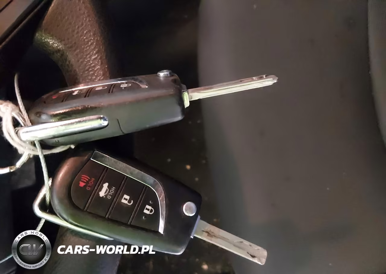 2022 Toyota Corolla Le VIN:JTDEPMAE3NJ221693 - 11