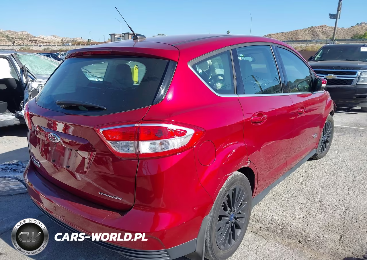 2017 Ford C-Max Energi Titanium VIN:1FADP5FU3HL103787 - 4
