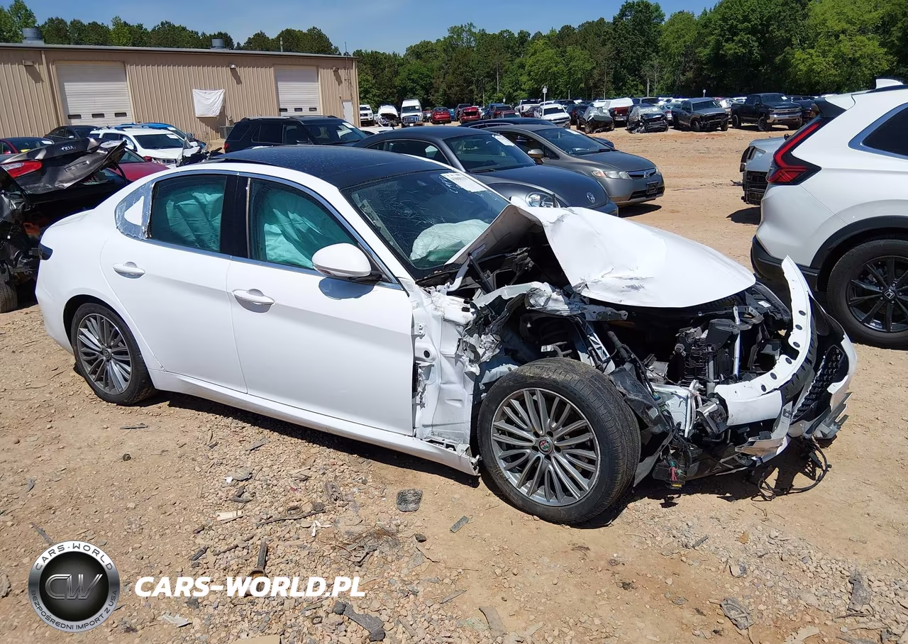 2019 Alfa Romeo Giulia Ti Lusso Awd – zdjęcie 1 z 16