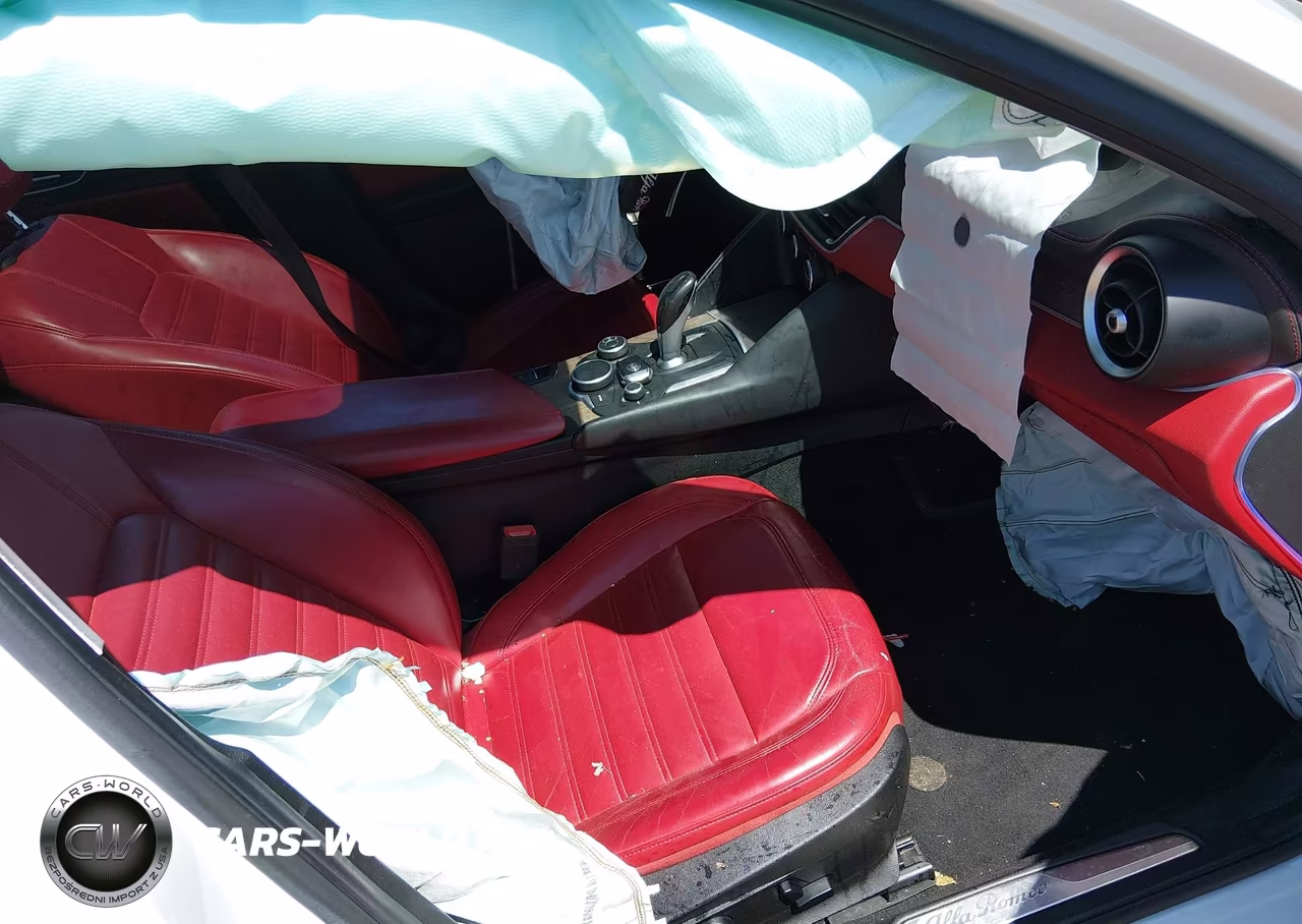 2019 Alfa Romeo Giulia Ti Lusso Awd VIN:ZARFANBN7K7606991 - 5
