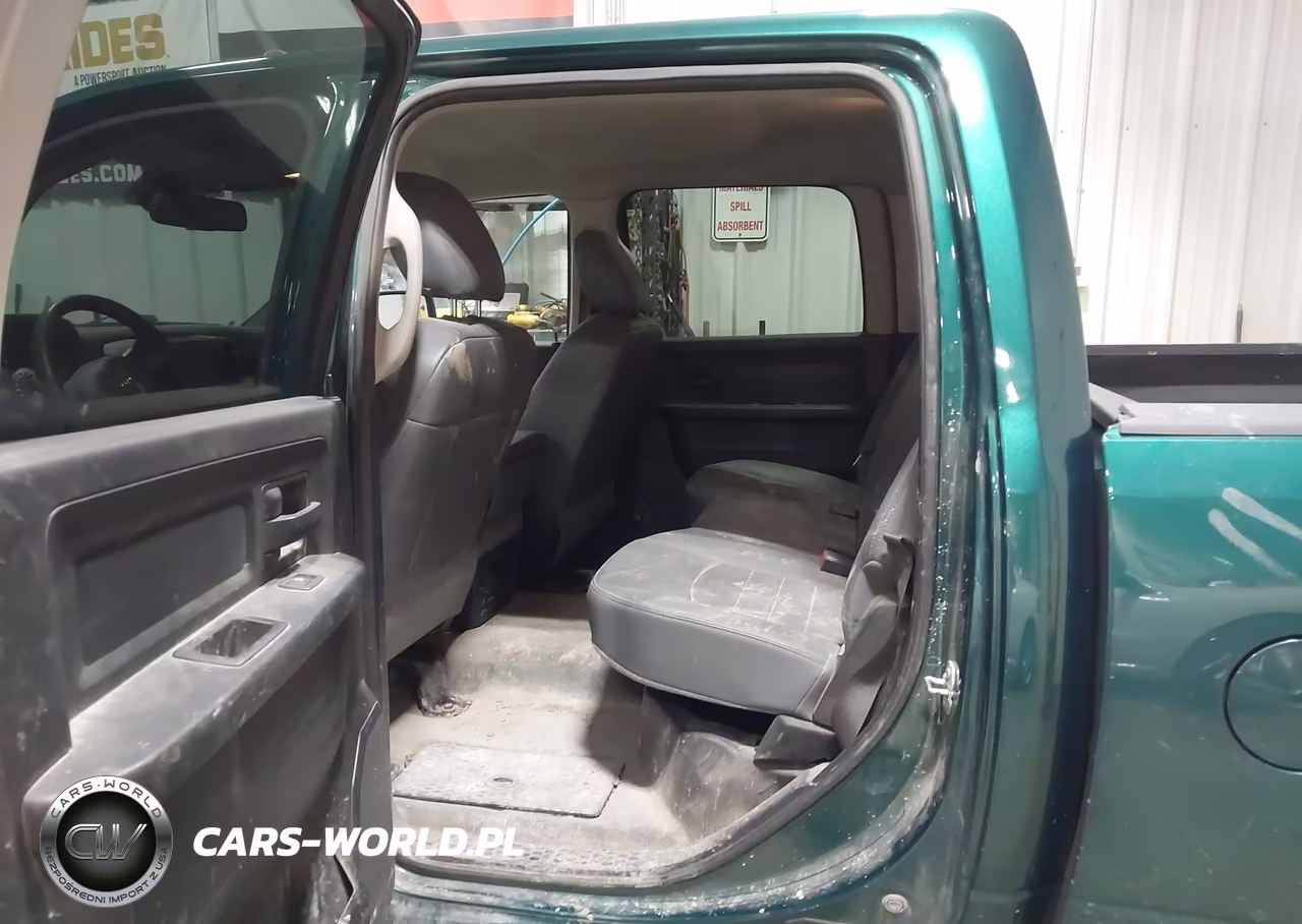 2020 Ram 1500 Classic Tradesman 4X4 5'7 Box VIN:3C6RR7KG8LG204682 - 8
