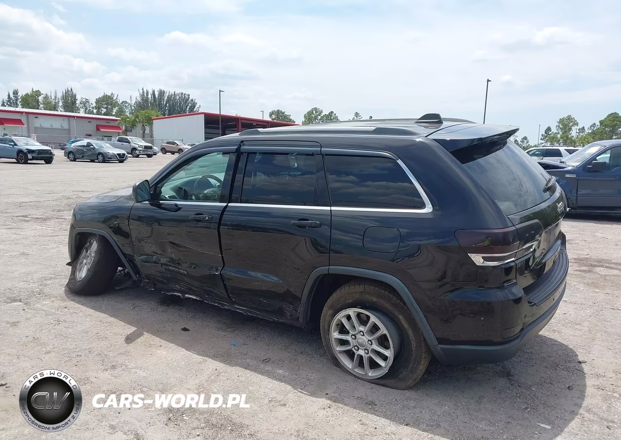 2018 Jeep Grand Cherokee Laredo E 4X2 VIN:1C4RJEAG6JC153298 - 3