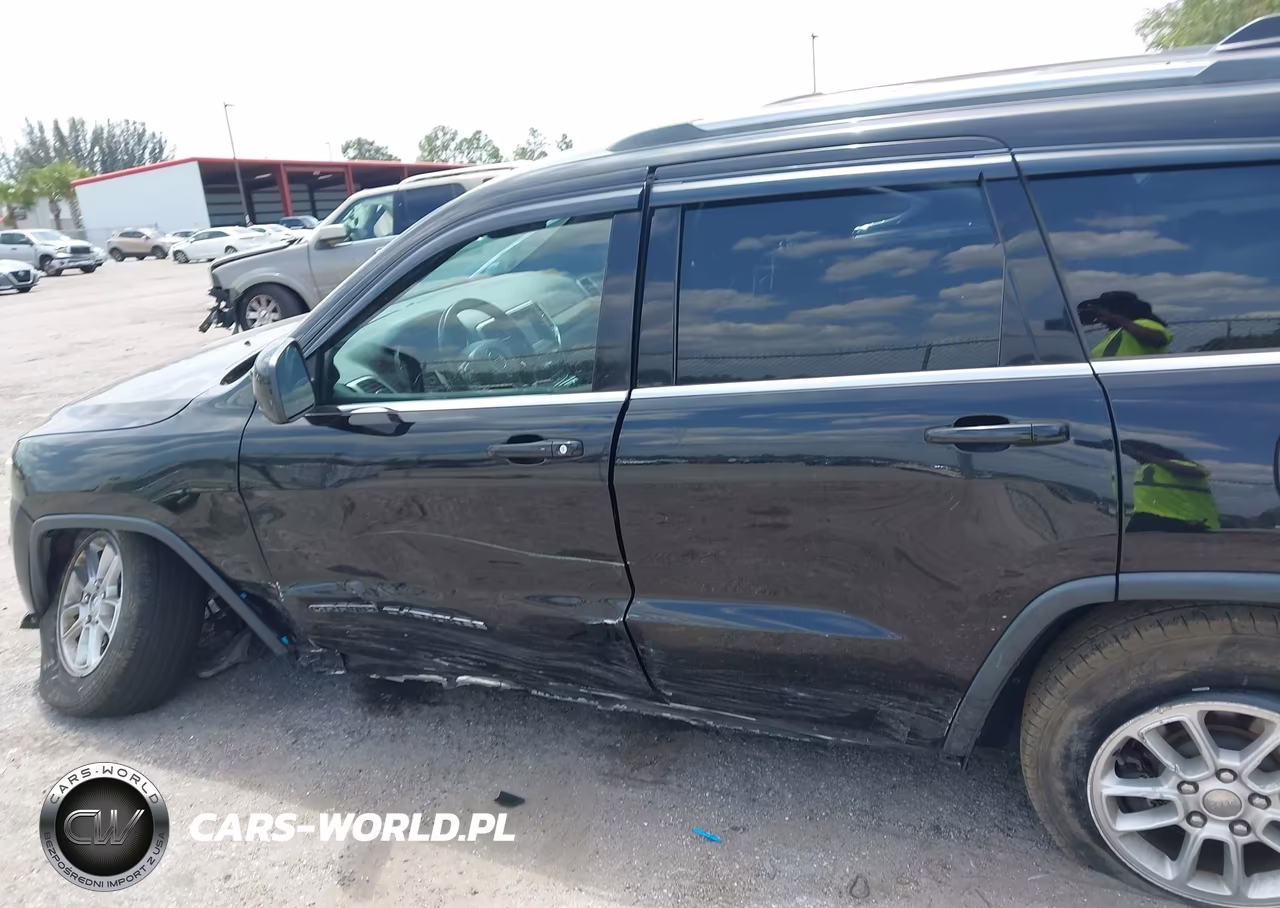 2018 Jeep Grand Cherokee Laredo E 4X2 VIN:1C4RJEAG6JC153298 - 6