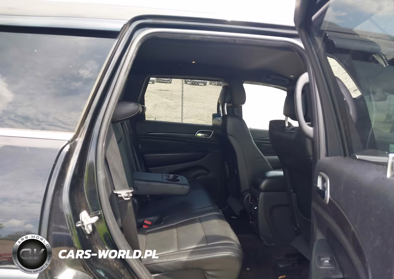 2018 Jeep Grand Cherokee Laredo E 4X2 VIN:1C4RJEAG6JC153298 - 8