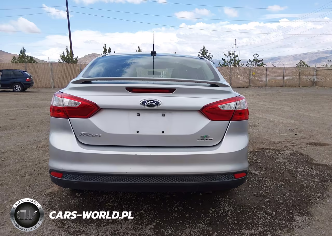 2014 Ford Focus Se VIN:1FADP3F28EL306141 - 16
