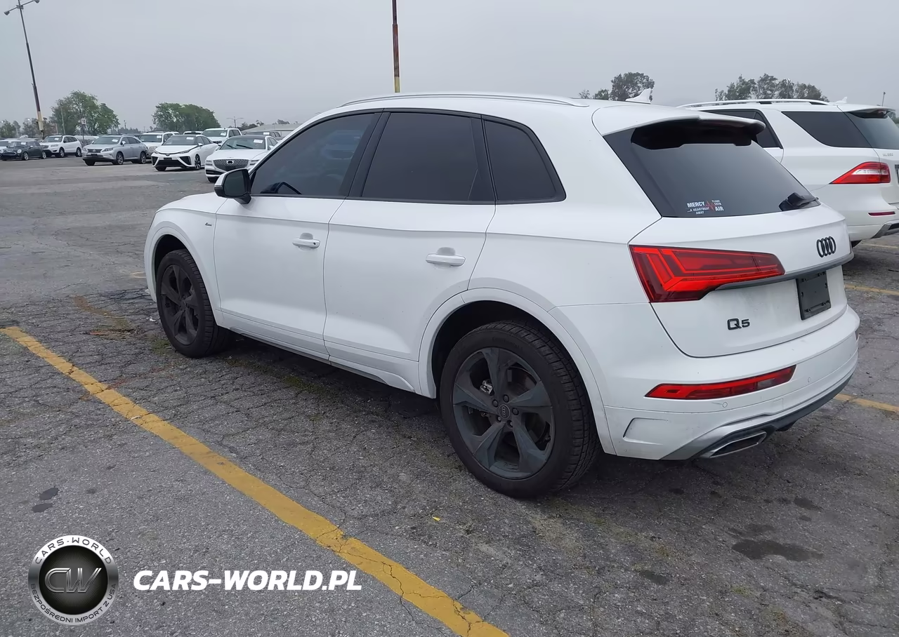 2023 Audi Q5 Premium Plus 45 Tfsi S Line Quattro VIN:WA1EAAFY6P2055292 - 3