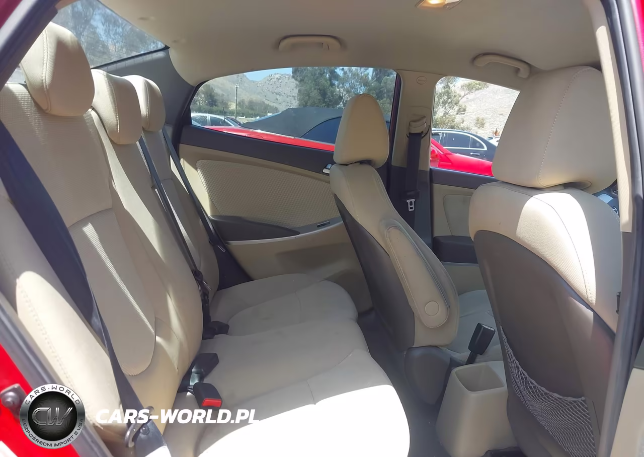 2013 Hyundai Accent Gls VIN:KMHCT4AE3DU315701 - 8