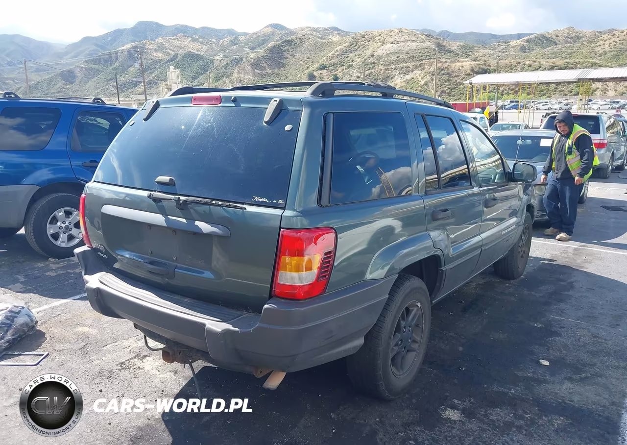 2003 Jeep Grand Cherokee Laredo VIN:1J4GW48S23C609856 - 4
