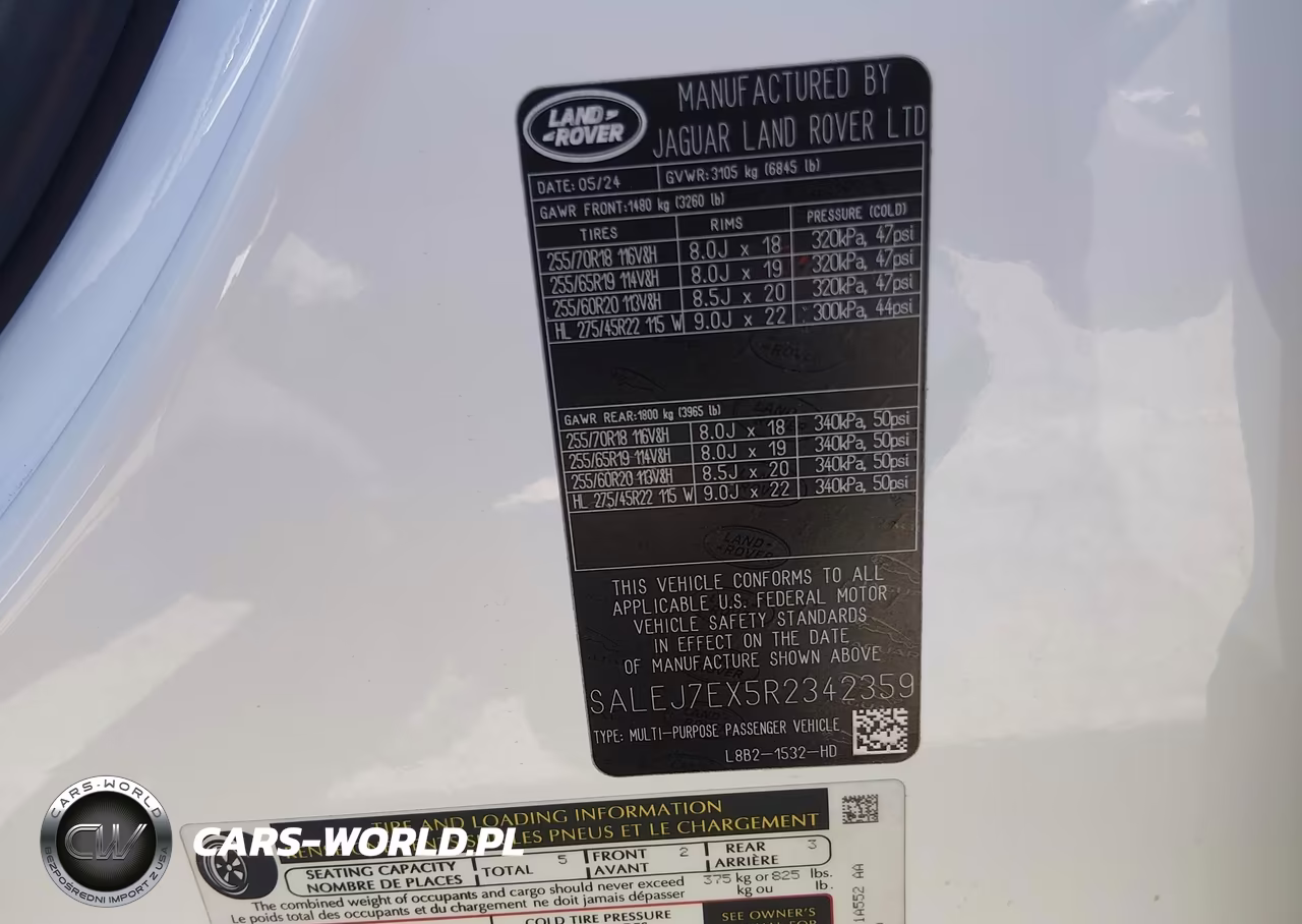 2024 Land Rover Defender 110 P300 VIN:SALEJ7EX5R2342359 - 9