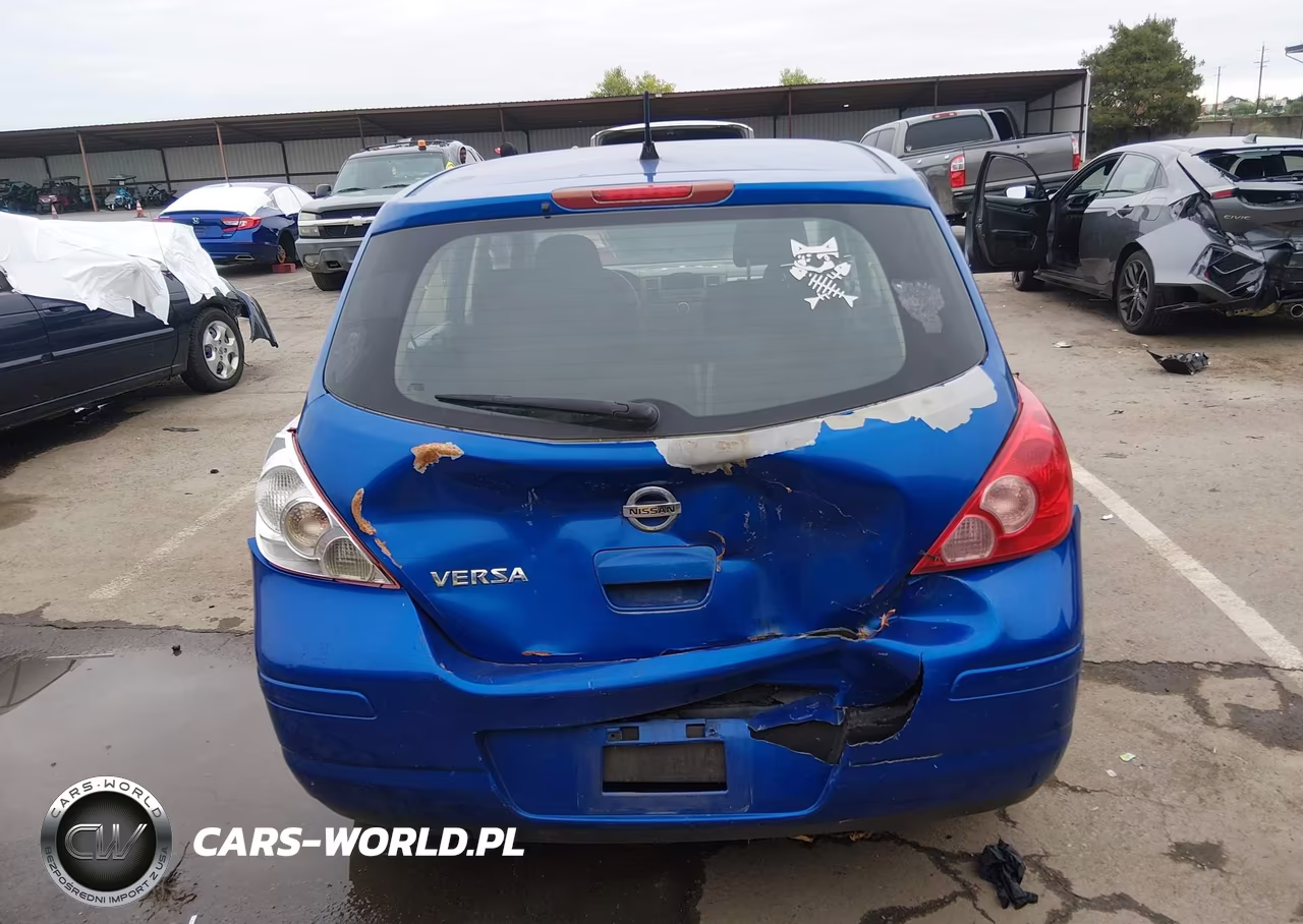 2011 Nissan Versa 1.8S VIN:3N1BC1CP3BL414736 - 16
