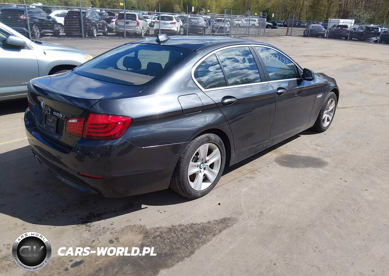 2013 BMW 528I xDrive VIN:WBAXH5C56DD112194 - 4