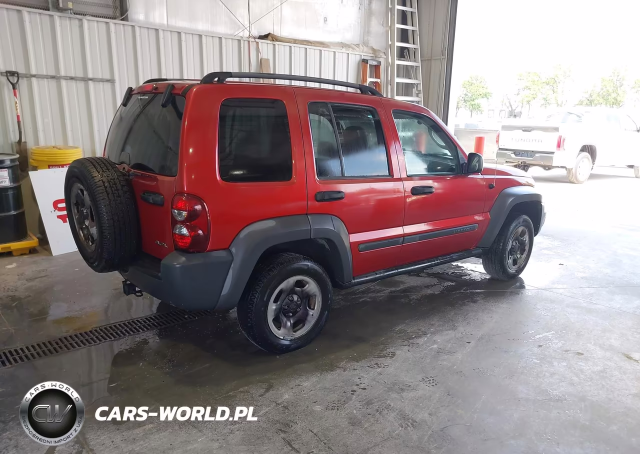 2007 Jeep Liberty Sport VIN:1J4GL48K87W573281 - 4