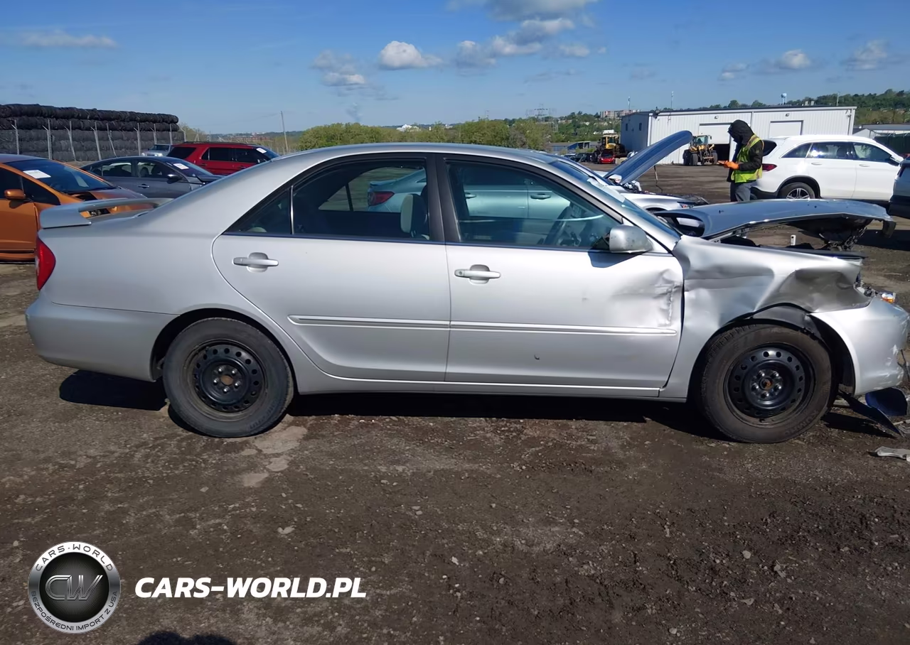 2003 Toyota Camry Xle VIN:4T1BE30K73U157336 - 14