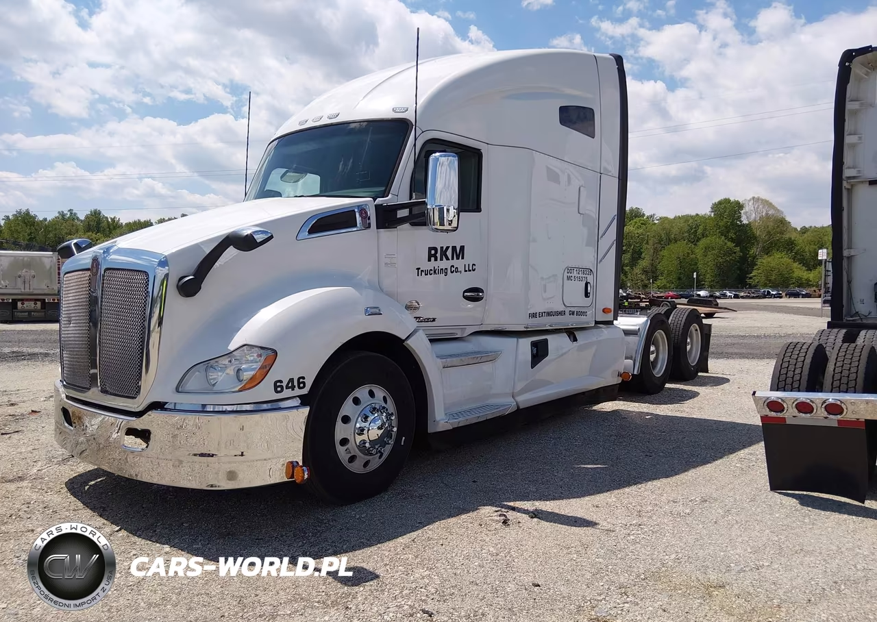 2020 Kenworth T680 VIN:1XKYDP9XXLJ308053 - 2