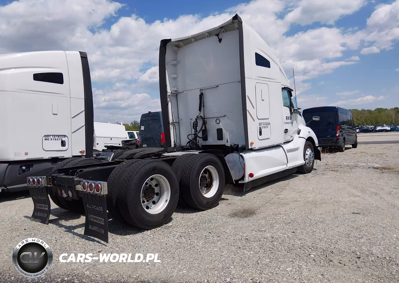 2020 Kenworth T680 VIN:1XKYDP9XXLJ308053 - 4